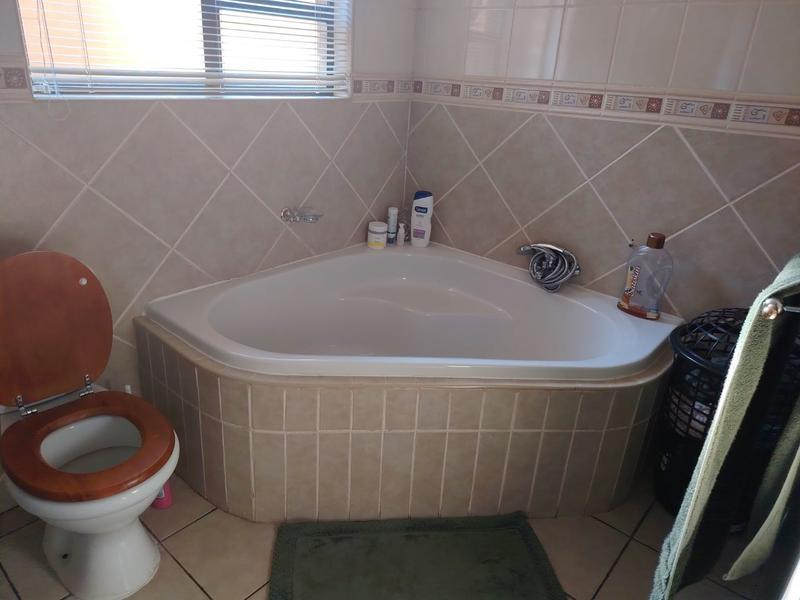 3 Bedroom Property for Sale in Vaalpark Free State